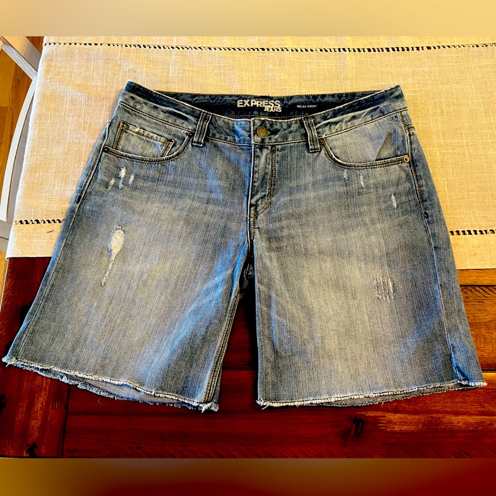 EXPRESS JEANS - Relax Short Size 12
